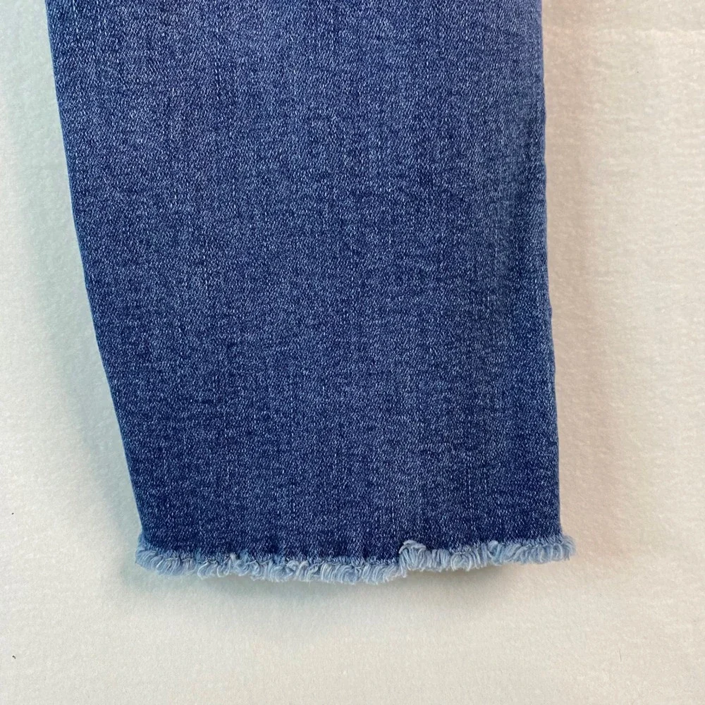 Seven7 Distressed Jeans‎ Womens Slim Straight Leg Medium Wash Denim Size 10 EUC